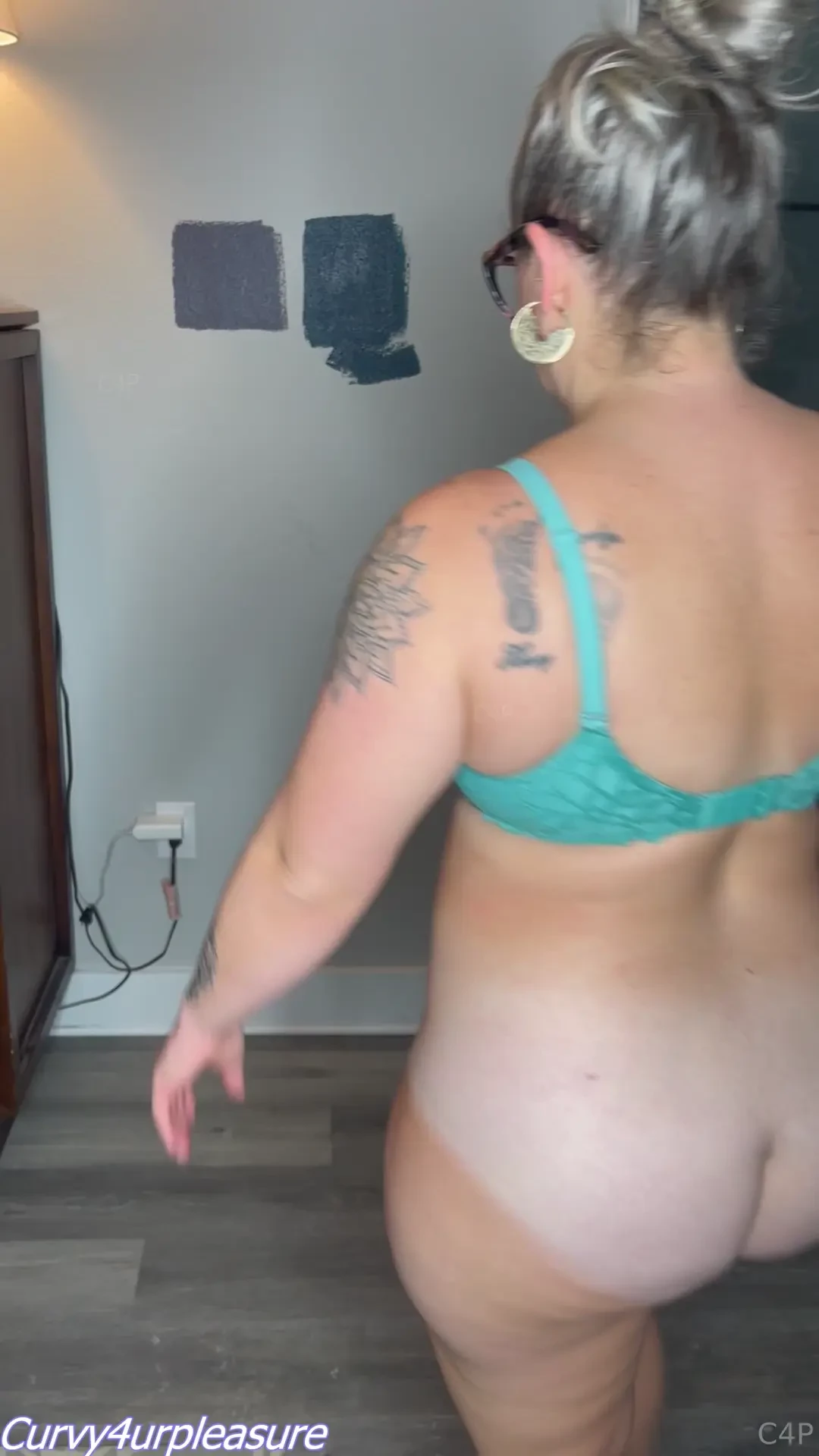 Still walking that walk and dropping it like it s hot 