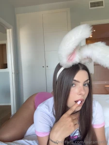 Mi conejito est travieso le das cari o part 1