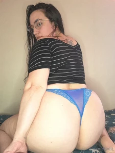 Remember follow me on lenamoonlitvip i have more than 800 explixit