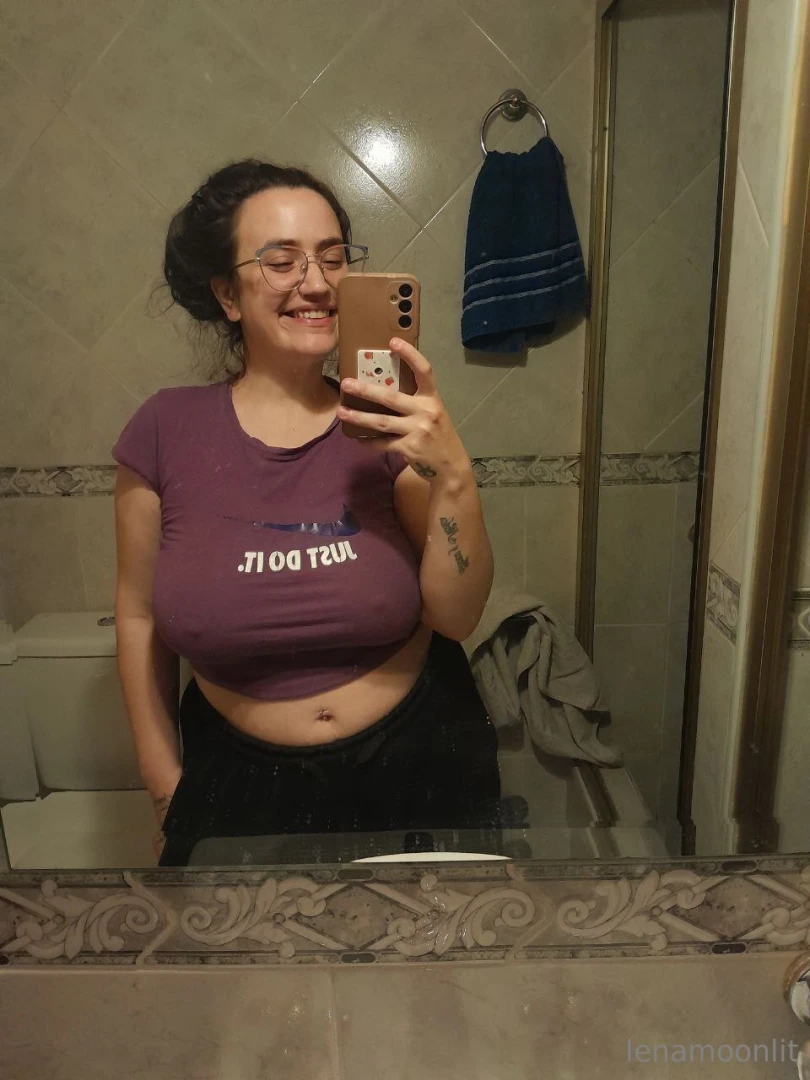 Good night baby dream of me or with me 