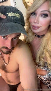 On chaturbate com mrskellypierce