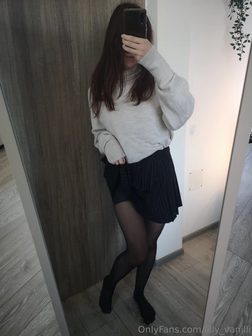 Breaking the halloween series because i m going out for some food part 4 