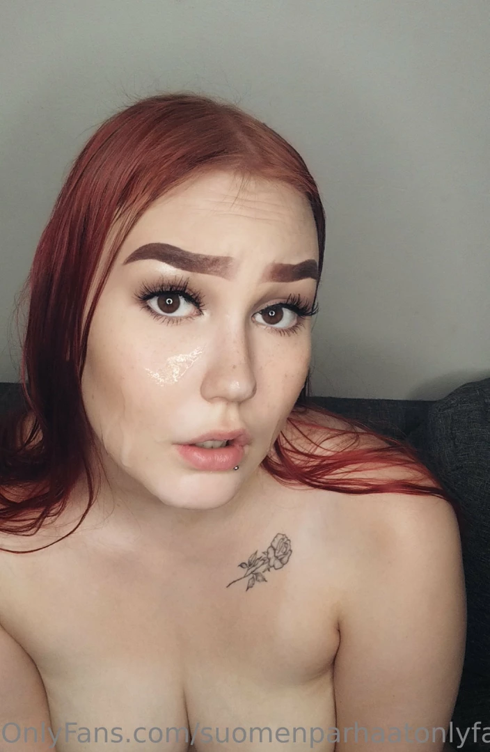 Ad punaiset hiukset ja ruskeat silm t terhakat tissit l vistetyill n part 7 