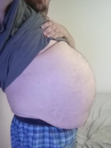 Last night i realized that recording my food stuffing at home would part 6