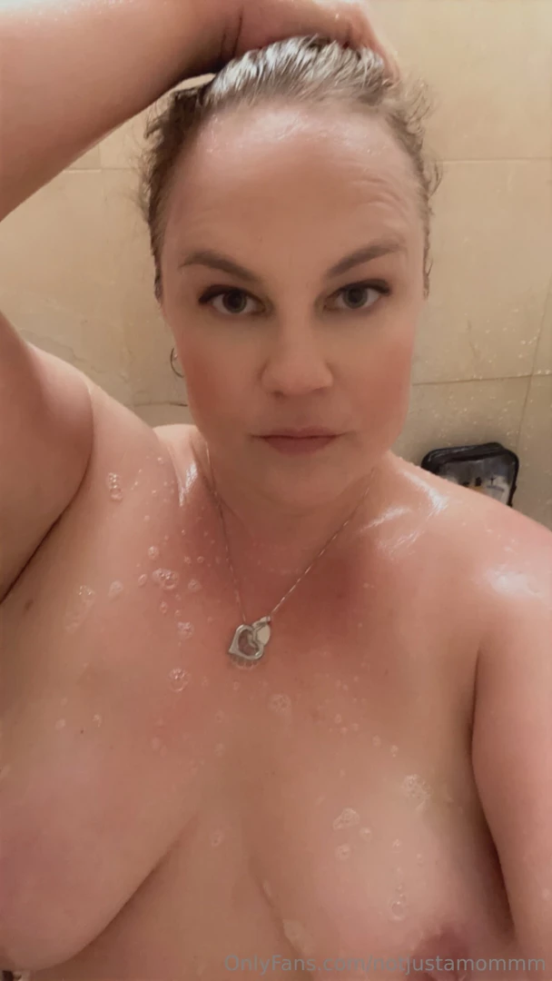 Titty tuesday part 949 