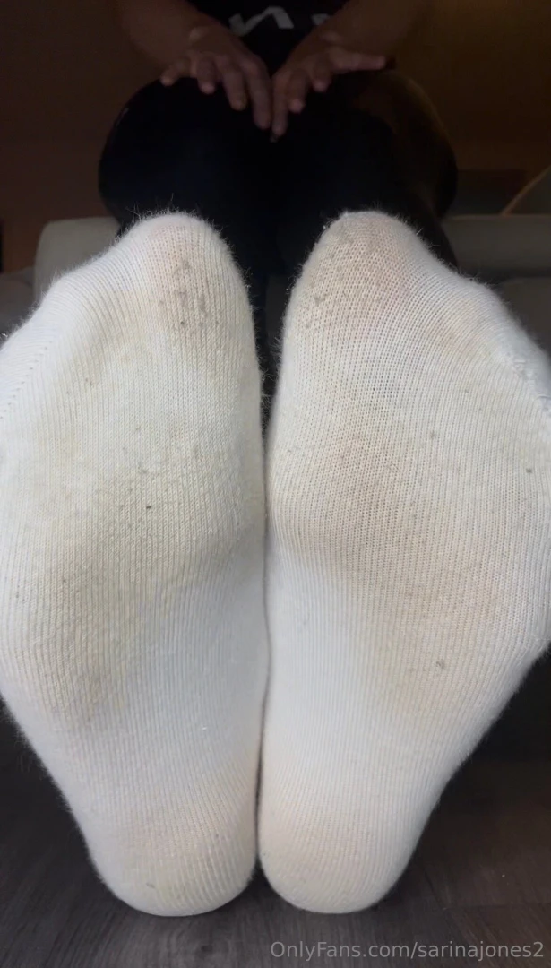 Do you want to see my dirty and sweaty socks after the gym 