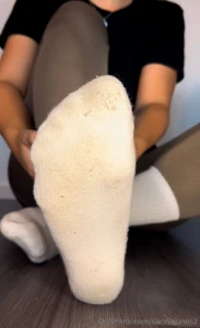 I know you like when i m wearing my dirty tennis socks