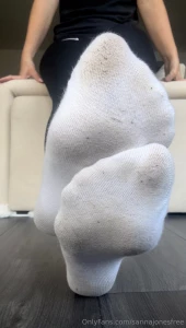 My gym session is over my socks are dirty and sweaty part 1