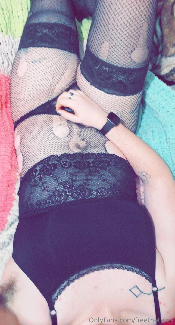 Strip tease with some booty and tits part 4 