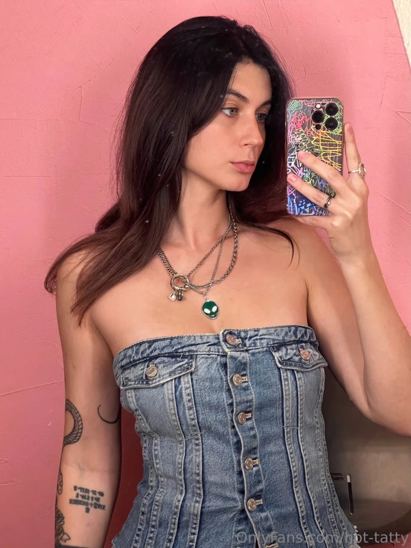 Spent half the day picking an outfit ended up in lingerie anyway now 