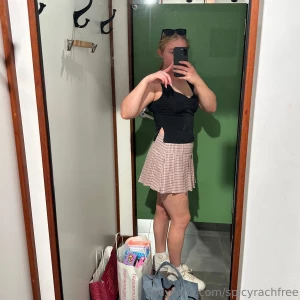 How cute is this skirt i tried on