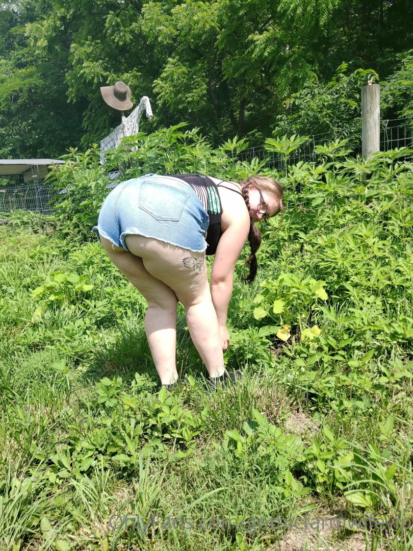 Wanna go and check on the pumpkins with me maybe stop by the creek do part 34 