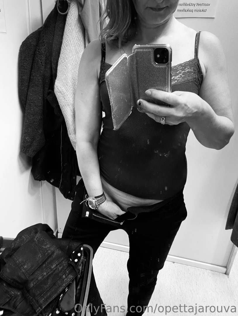 Bikinisovittelua sovituskopissa t ll kertaa ei ehtinyt harrastaa siell part 4 