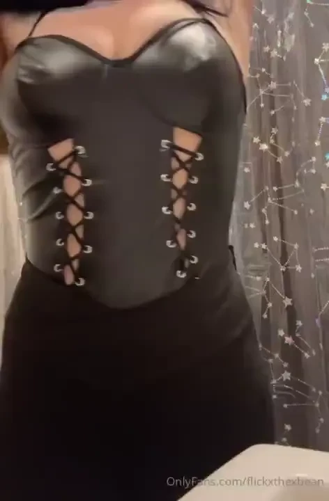 I never get to show my dates my fun outfits part 1 