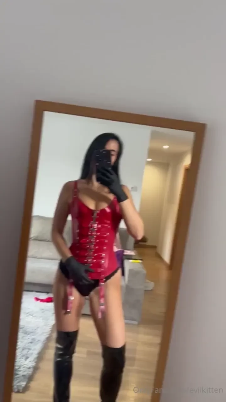 Every second you look at me you surrender more deeply to me 