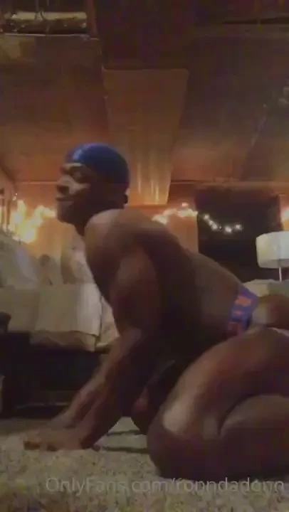 All this ass should i start giving it up part 1 