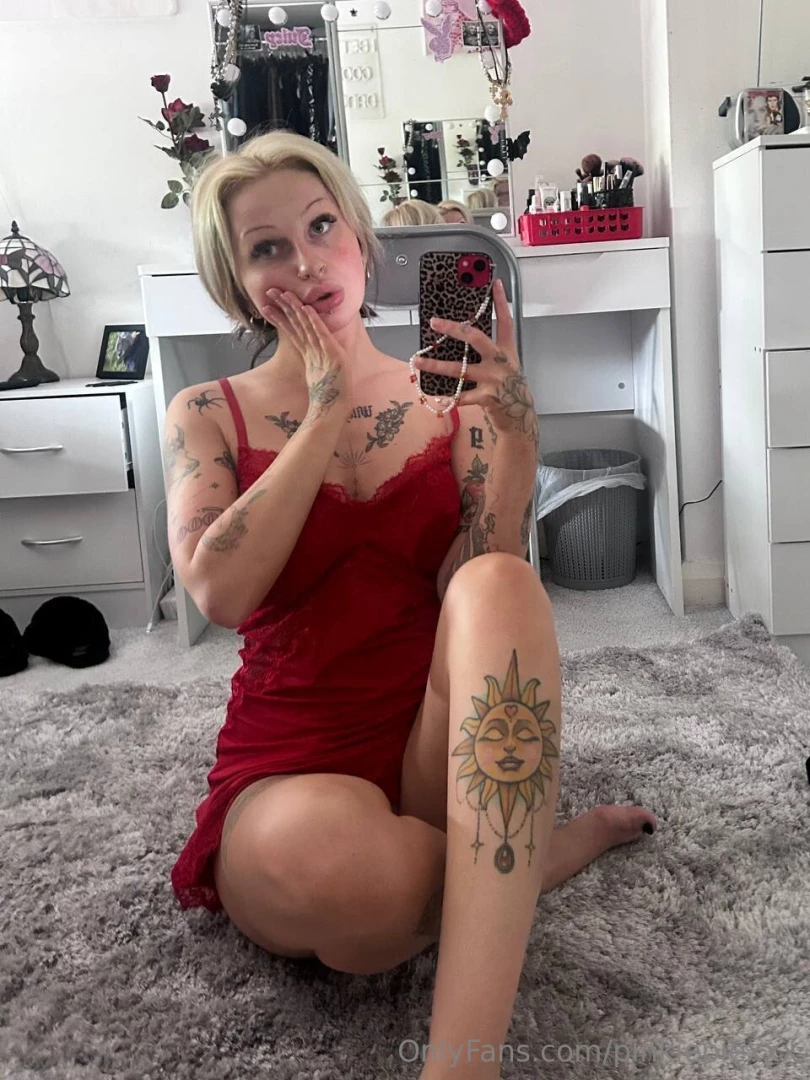 Take a look under my night dress 