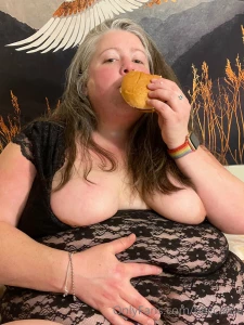 Goood morning and happy friday part 3