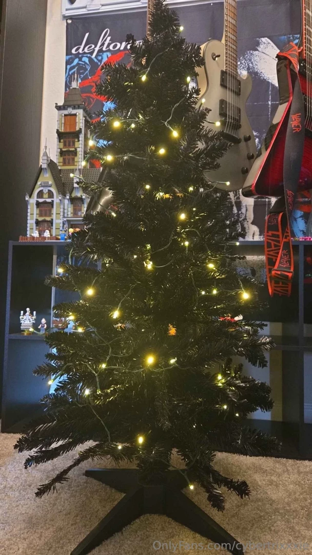 I got my christmas tree up you know what that means if you get me any 