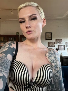 Just added this bra in black to my wishlist if anyone wants it i make part 1