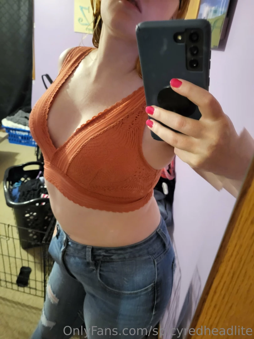 Happy sunday like my new bralette 