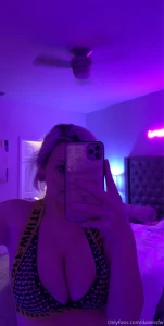 Uplclose and personal
