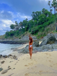 Nobody can see me do something here nice place for naked part 2