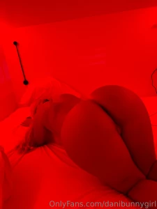 Siempre me calientan las habitaciones rojas part 2