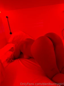 Siempre me calientan las habitaciones rojas part 1