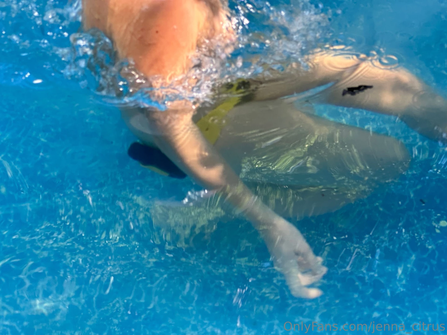 Guess what more water content a flashback to my pool that i had while 