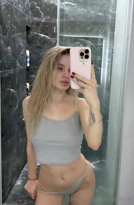 Hello i m sylvia sylwia_laly i m 20 and between lectures i love part 328