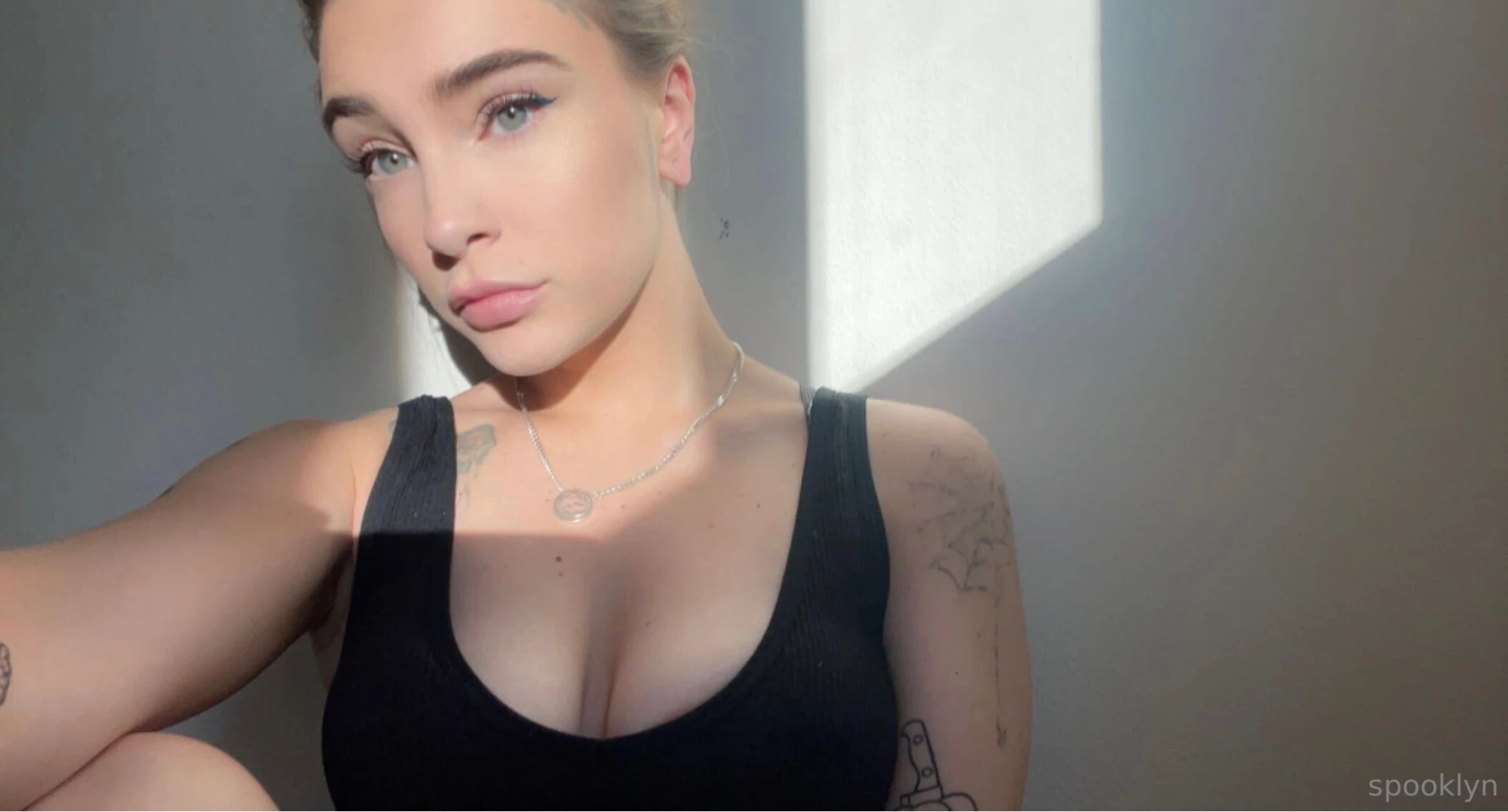 Tip this post so i can go back to blonde part 1 