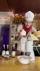 Anyone wanna make a snowball with me just tip 8 to receive the full