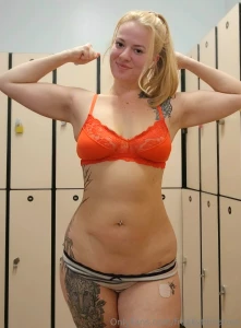 Snatched waist amp a fat ass unbeatable combo