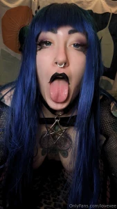 I wanna see you crumble at just the sight of my tongue about to run part 2