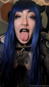 I wanna see you crumble at just the sight of my tongue about to run part 3