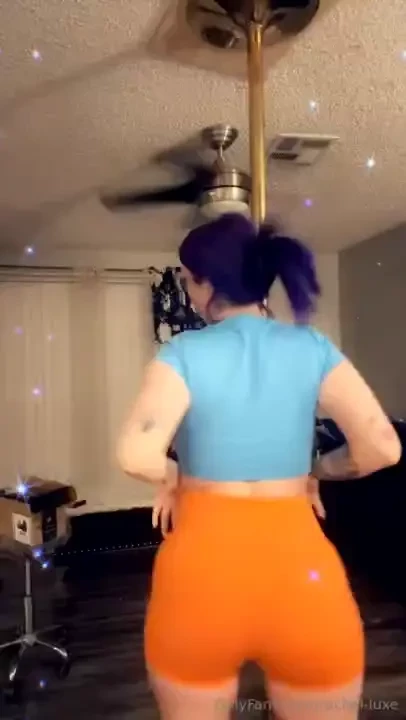 Ask how to get my snap i post me being silly and being naughty 