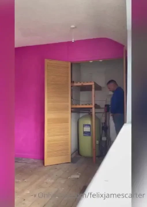 Sometimes it gets hot at work it s great to let the air hit my bits 