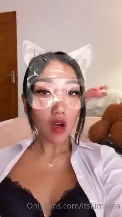 Hi guys if you haven t noticed i ve ran out of new outfits to make 