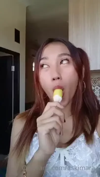 Let me show you how i lick and eat a popsicle stick 