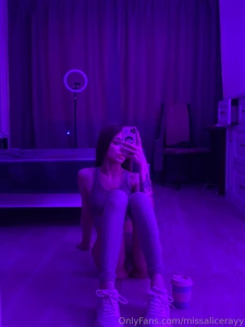 Love this outfit new crazy content if ur interested