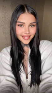 Laura_hasmarr has such a tight wet pussy do you want to see it part 417