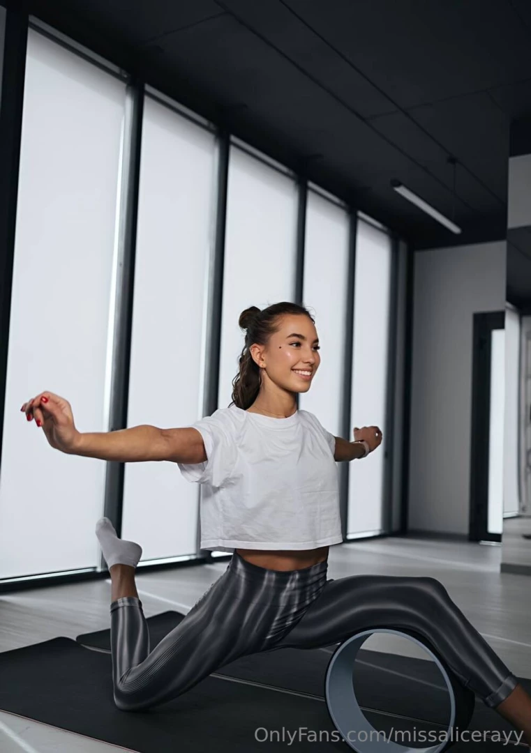 Free subscription today only nicoletaof subscribe and message me to part 28 