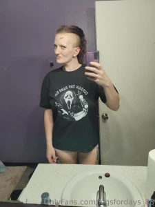 Got me a new novelty t in the mail today does anyone else love a good