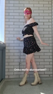 Melkein vilkkuu pylly