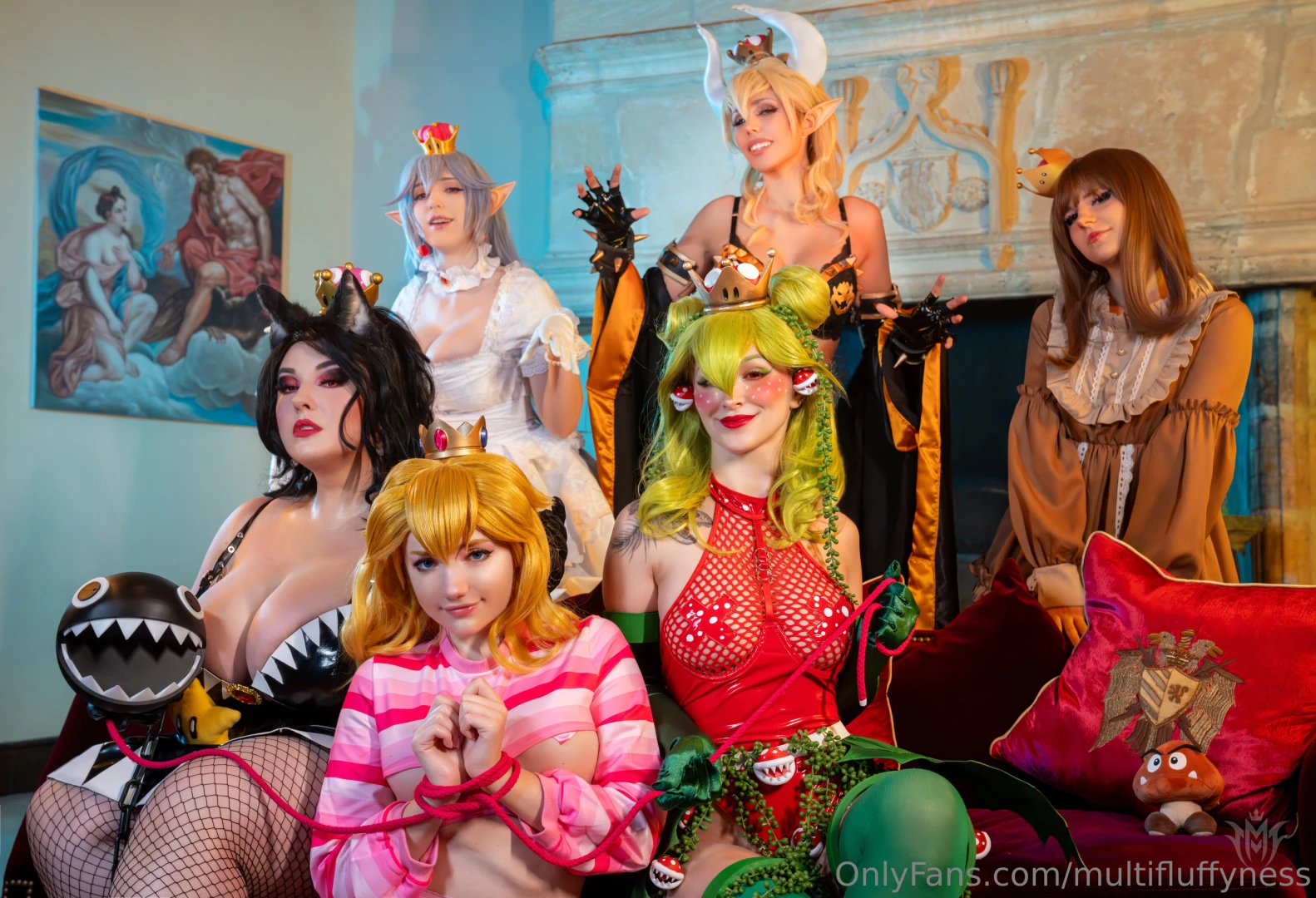 Full cosplay set with my incredible supercrown babes we are dropping part 11 