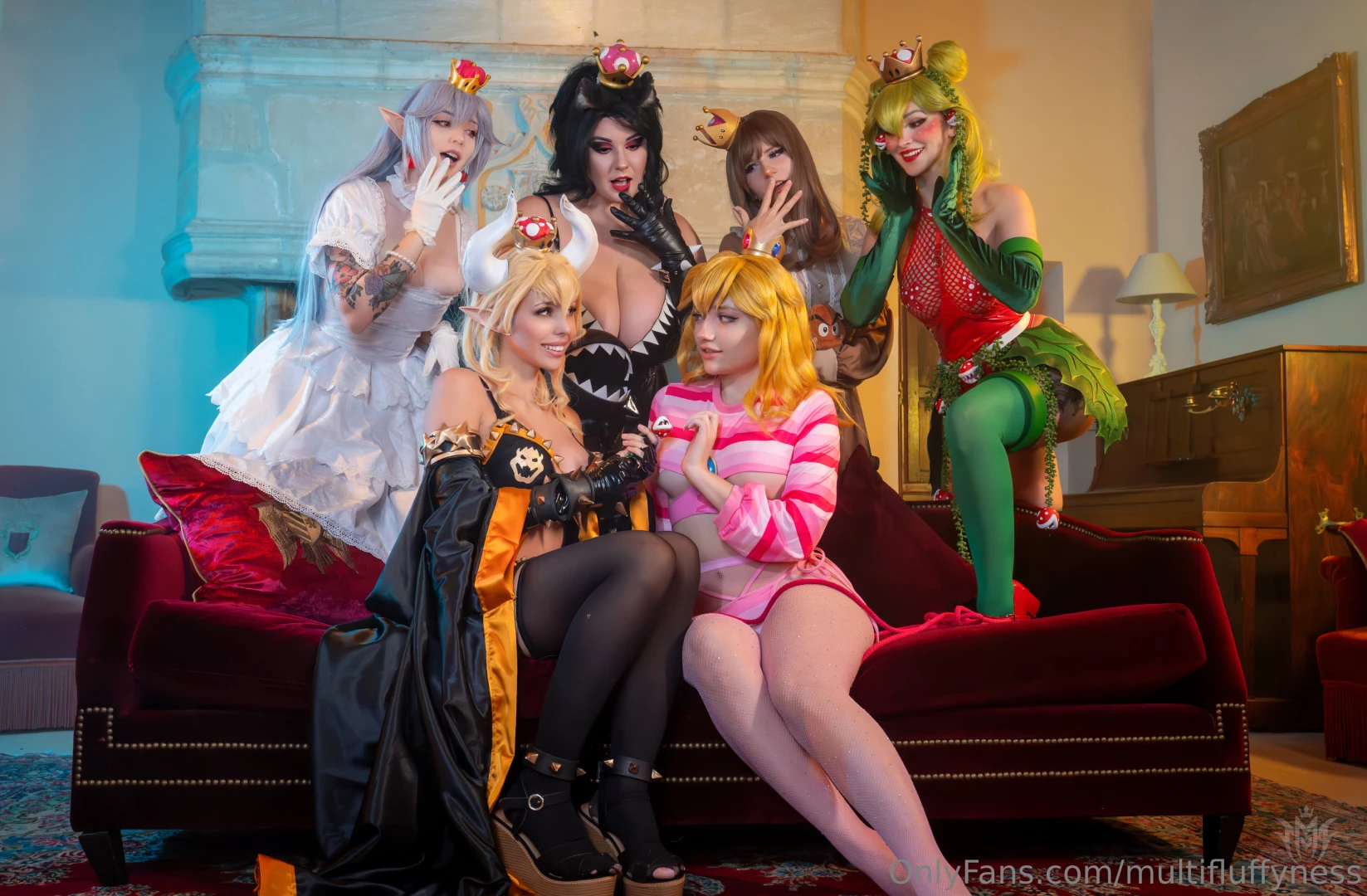 Full cosplay set with my incredible supercrown babes we are dropping part 5 