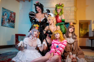 Full cosplay set with my incredible supercrown babes we are dropping part 6