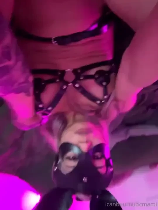 Lock me in your dungeon 