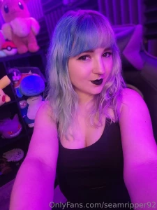 Some bouncy titties followed by me bouncing in a dildo i needed some part 1